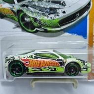 Diecast Hotwheels 1: FERRARI 458 CHALLENGE 201364