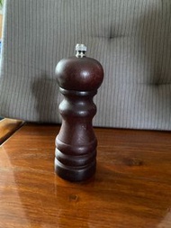 胡椒研磨器