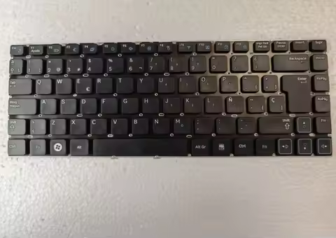 Spanish Keyboard For SAMSUNG RV411 RC410 RV415 RC420 RV420 RV409 E3420