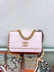 (尖沙咀門市💖) Chanel 19 woc wallet on chain pink 粉色