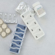 7-Day Small Pill Box Seven-Day Portable Sub-Packing Compartment Portable Moisture-Proof Daily Mini P