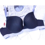 拜金的店 曼黛瑪璉R64071 ML01 (32B.32C.34C.34D.34E.36C.36D.36E.38B)黑色