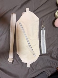 Lululemon Sling Bag Fast Track bag