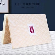 Foldable Seahorse 3-Fold Foam Mattress