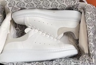 Alexander McQueen 男/女低筒休閒鞋 灰色 064