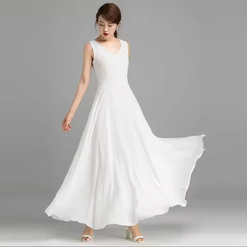 White Chiffon Sleeveless Tank Dress – High-Waisted Swing Maxi Skirt, Slimming & Elegant Resort Beach