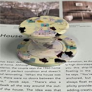 Music Cat The matte film comes with an airbag magnetic stand，Can prevent falls。Simple cartoon design