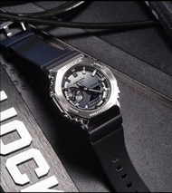 Casio G-SHOCK GM-2100B-3APR Men's and women's watch  Color:silver