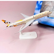 United Arab Emirates Emihad Airways Airplane Model. Beautiful Glossy Solid Metal Airplane Model