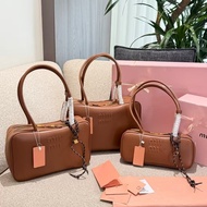 Mujia Autumn New Style Official Document Bowling Fashion Light Luxury Female Bag Entity