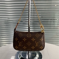 lv/路易威登 小麻將包 尺寸：15.5*10.5*4 無附件 成色非常新