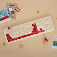 [預訂]【韓國直送】Snoopy紅白色無線鍵盤｜스누피 트라이모드 무선키보드請DM 取更多圖