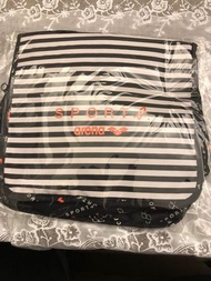 全新sport b x arena 旅行掛袋