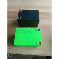 Plastic box can hold 4 Pen pills 33140,32140 or 8 Pen 32140 pills...