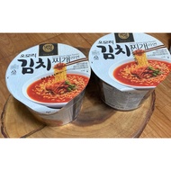 มาม่าเกาหลีรสกิมจิดั้งเดิม ถ้วยใหญ่ บิ๊ก โบวล์ โอโมริ กิมจิ สตูว์ ราเมน youus omori kimchi stew cup ramen 150g 오모리김치 컵
