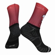 Monton Aero Heart Red Socks