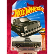 Hot Wheels - 83 Chevy Silverado