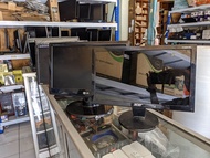 monitor lcd second like new 16 inch