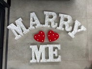 MARRY ME燈牌