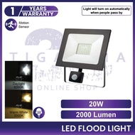 LED Flood Light Motion Sensor 20W / 30W / 50W Light Outdoor PIR Flood LED Spotlight Light Lampu Outd