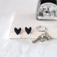 Heart 耳骨夾 / 耳環 / 耳勾 / 耳夾 / 黑