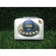 Walkman Aiwa TX516 radio cassette player