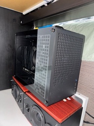 (不議價) 99%新 9700X+5070Ti 打機組合