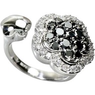 Size 10 Ponte Vecchio Ring with 0.55ct Black Diamond and 0.27ct Diamond, 18K White Gold, 11.4g, Wome