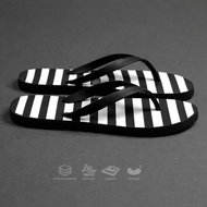 0squared Cros Men's Casual Flip Flops