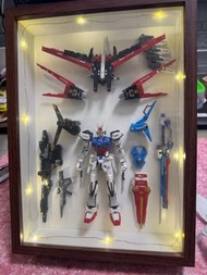 萬代  rg 1/144   完美突擊高達  高達相架 連燈  高達成品