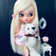 Custom Blythe doll