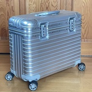 rimowa original aluminium pilot