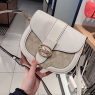 🇺🇸 Coach Georgie Saddle Bag in Signature Canvas ⚜️ 馬鞍包