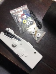 Mini sewing machine 迷你縫紉機