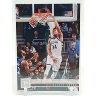 2019 PANINI CHRONICLES NBA BASKETBALL [GIANNIS ANTETOKOUNMPO] TRADING CARD