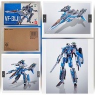 全新 日版 靚盒 Bandai DX 超合金  Chogokin VF-31J Siegfried Hayate Immelmann use 和 Super parts for VF 31J 共 2盒