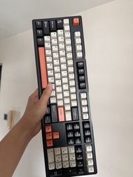 前行者CR10B 機械鍵盤