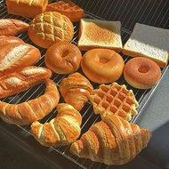 1PCS Realistic Baguette Pastry Artificial Simulated Fake Eur Soda Bread Food Model Rebound Toys Gift