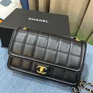 Chanel 冰格 黑色 2025挪威購入 全新