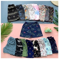Patterned pants sizes 1/5 and 1/7 Exchange supported