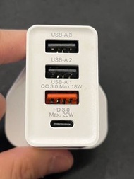 PD3.0 + QC3.0 + USB充電頭