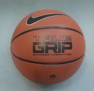 尼莫體育 耐吉 NIKE TRUE GRIP 標準7號 室外籃球 PU材質 耐磨 深溝觸感極佳 BB0638-855