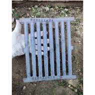 Stove Grate Old-fashioned Cast Iron Stove Tooth Cast Iron Stove Grate Rural Burning Grate Square Sto