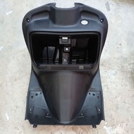 VS125 Central Cover Original Suzuki Inner Cover