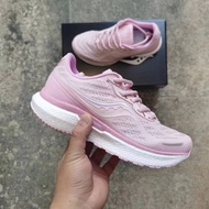 2023 new Saucony Triumph shock absorption sneakers running shoes pink size 36-40