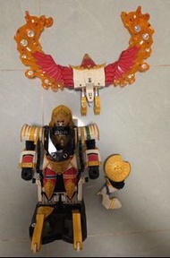 魔法戰隊 魔法連者(Power Rangers Mystic Force)中的傳說 合神 DX 魔導神聖騎士(DX Magi Legend/Manticore Megazord)