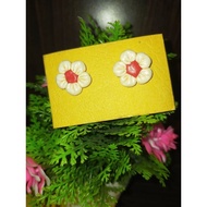 handcrafted miniature stud earing for casual wears made from non chemical natural ingredient suitabl