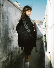 【DOUGHNUT】14吋 防潑水 後背包 馬卡龍 水壺格 男包推薦-黑 B