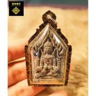 泰国佛牌 Wat Seelamyong - Lp Key (龍婆基 )龍婆key高僧是泰国素林俯三大高僧之一，泰国著名顶尖高僧，大师督制开光的圣物口碑极佳，深获得善信们热爱。佛历 2555 (2012