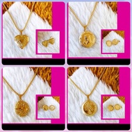 10k Gold Locket Necklace (Picture inside Necklace )